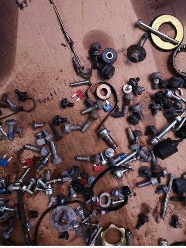 Suzuki gsxr1000 various bolts - suzuki,