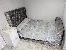 Crushed Velvet Silver TV