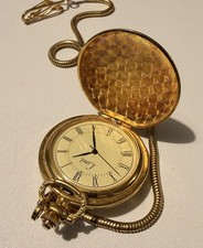 LIMIT Gold Tone Full Hunter