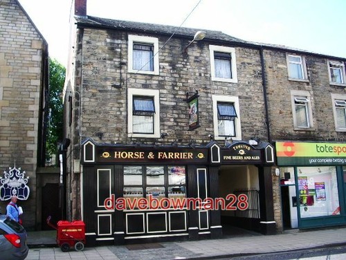 Photo horse farrier - &,