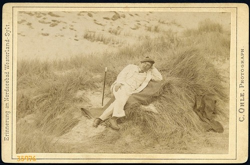 Elegant man seaside - elegant, on