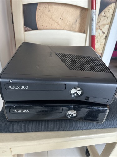 Xbox 360 slim console - 360,