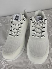 Trainers Size 9