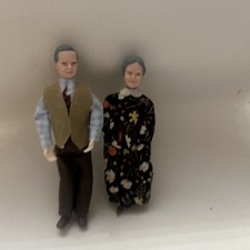 Dolls House 1:12th Grandma &