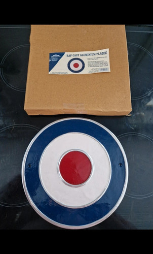 Raf roundel cast aluminium - cast,