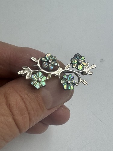 Lovely solid silver mother - lovely,