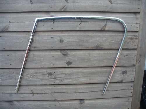 Daimler sp250 side - side, window