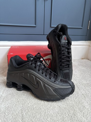 Nike shox triple black size - nike, r4