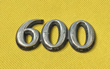 ROVER 600 - VINTAGE CAR BADGE / EMBLEM - 68 X 33 MM