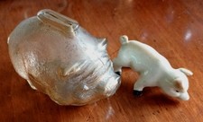 2 x VINTAGE PIGS, DEPRESSION GLASS  PIGGY BANK AND NATURALISTIC CERAMIC PIGLET.