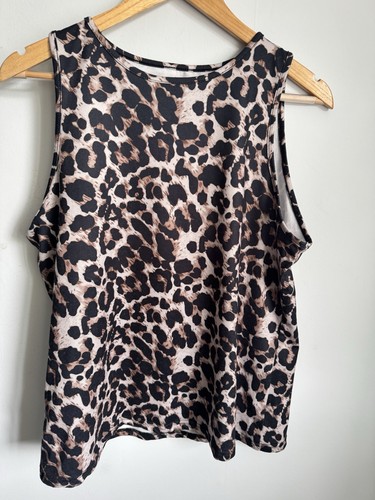 Size large leopard print tank - size,