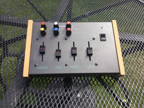 Circuit bent radio shack - circuit,