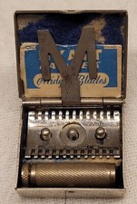 MYATT LADIES RAZOR DAYMARK BLADE ENGLAND AWESOME MINIATURE RAZOR COMPLETE RAZOR