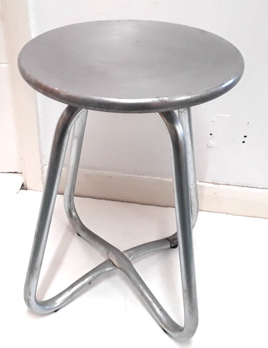 Excellent brushed aluminium - excellent,