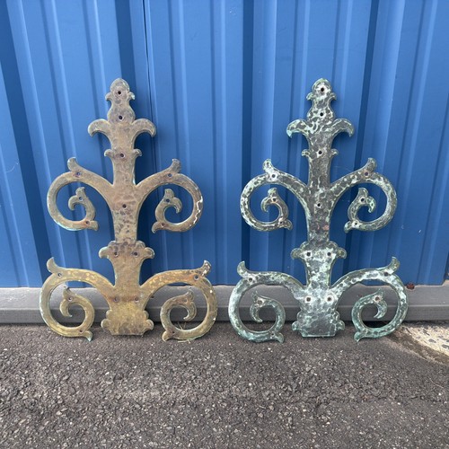 Huge antique bronze door - bronze,