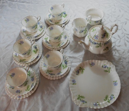 Richmond bone china - blue, poppy