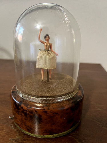 Vintage reuge dancing - vintage,