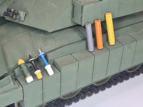 Challenger 2 henglong - 1/16,
