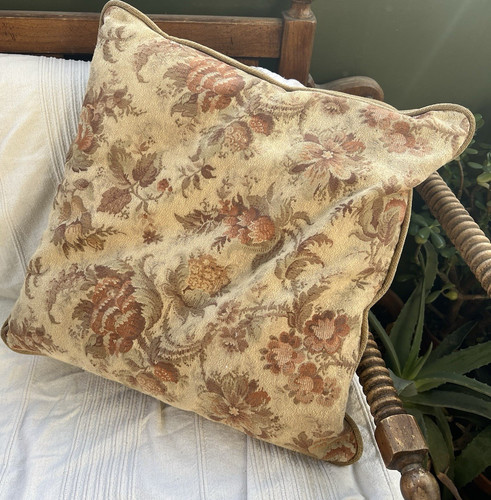 Traditional floral tapestry - traditional,