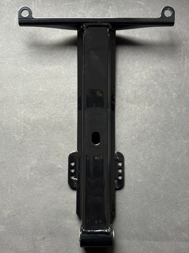 Saddle carrier for driver
