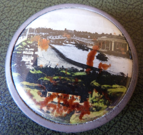 Vintage ladies powder compact - ladies,