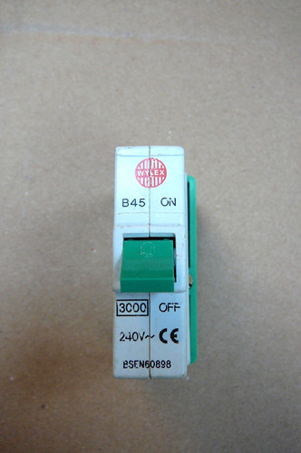 Wylex amp curve mcb - amp,