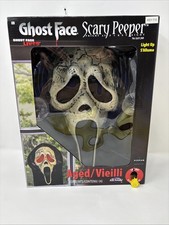 Ghostface Scary Peeper