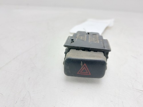 157962 warning toyota hilux - toyota,
