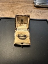 mens 9ct 375 gold wedding band ring size R 2.2g Fully Hallmarked