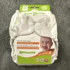 BumGenius 4.0 Snap White