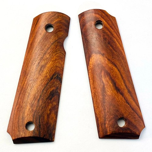 Pair natural red rosewood - pair,