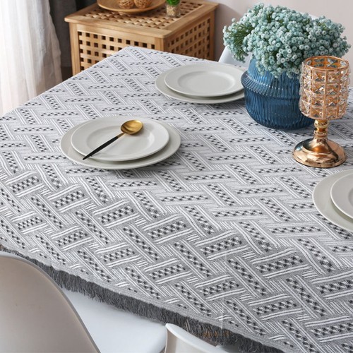 Fringe edge tablecloth - edge,