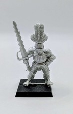 Warhammer Fantasy / The Old World Empire Captain with Greatsword Metal