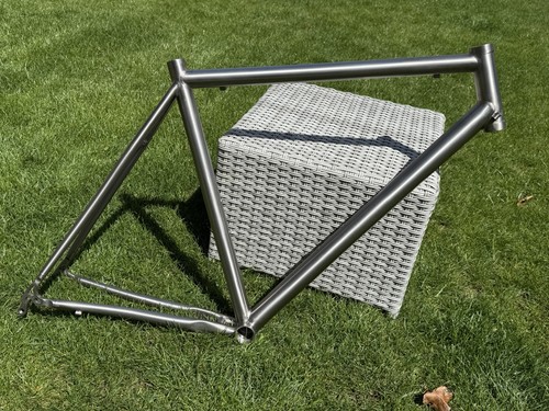Van nicholas euros titanium - van,