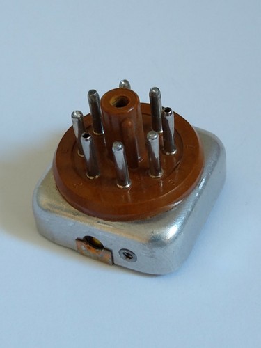 Amphenol octal plug useful - amphenol, plug,