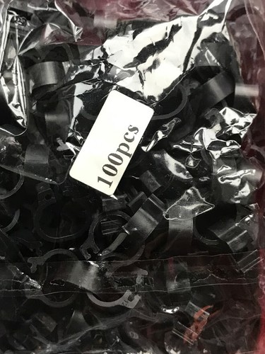 100 coloured 8mm plastic - x,