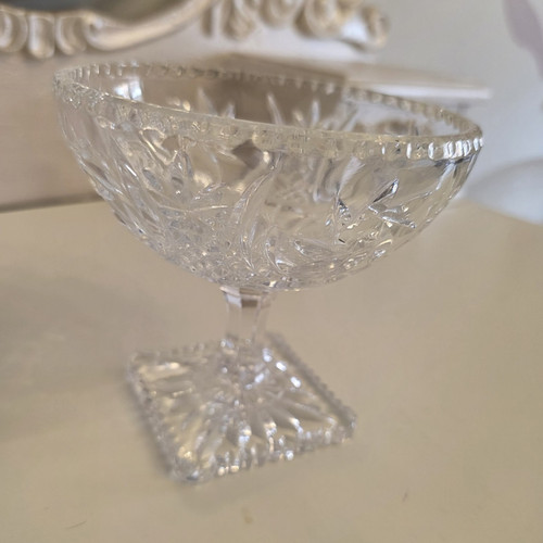 Clear cut glass - clear, floral