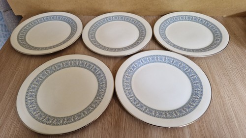 Royal doulton - royal,
