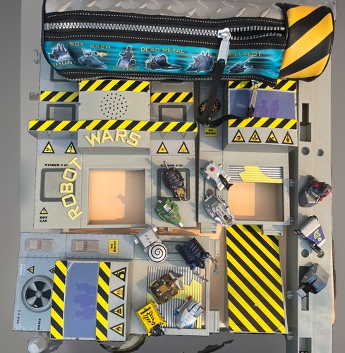 Robot wars battle bots bbc - robot,