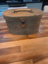 vintage pixie registered personal luggage British made vanity case