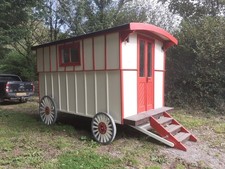 Shepherds Hut / Gypsy Caravan