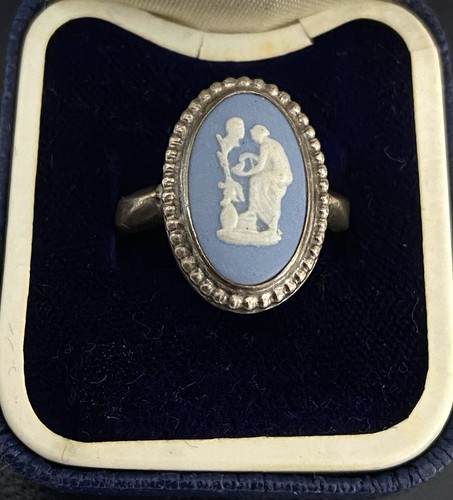 Vintage boxed wedgwood - vintage,