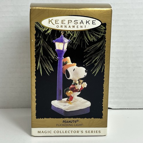 Snoopy flickering light - snoopy,