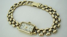 9ct gold accurist quartz - 9ct, watch
