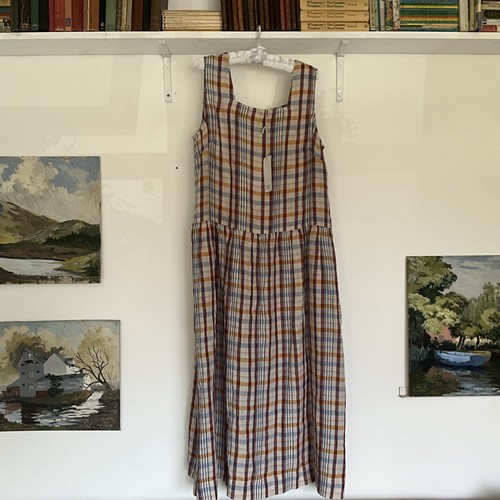 Toast bnwt 175 - suits, size