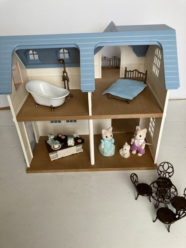 Sylvanian families courtyard - sylvanian,