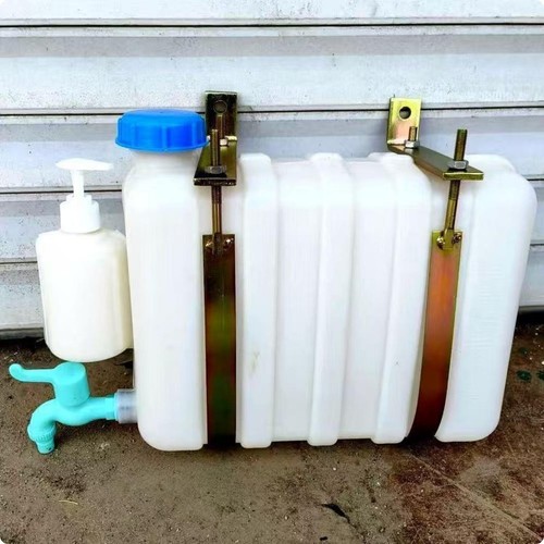 Vehicle mounted water tank - vehicle-mounted,