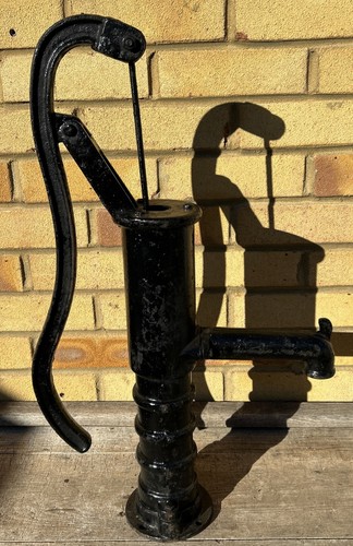 Vintage cast iron garden hand - garden,