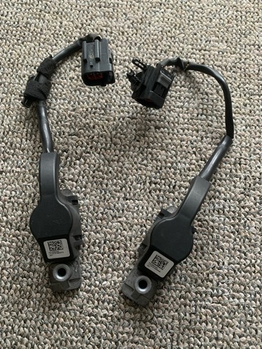 Volvo v40 2012 - mk3, pair
