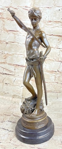 Signed bronze marble statue - bronze,